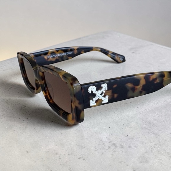 Off-White Sunglasses - Full Inclusion - Picture 3 of 12